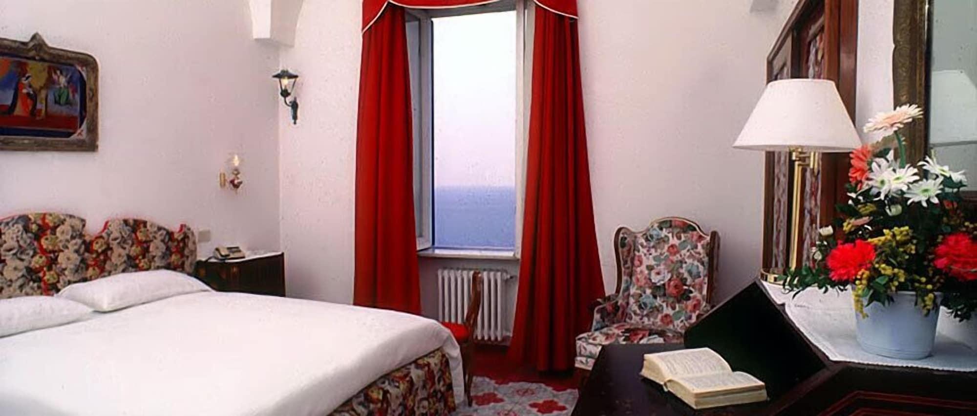 Hotel Luna Convento Амальфи Номер фото